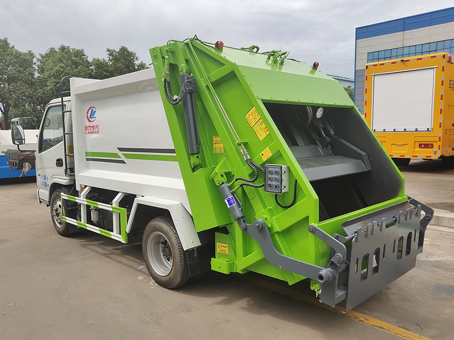 �P�R�{�Ɖ��s����܇