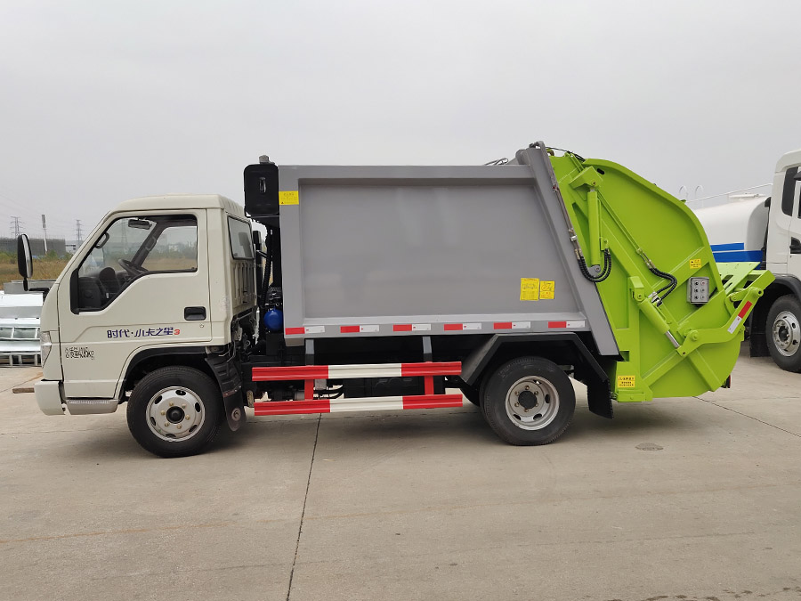 ����С��4�����sʽ����܇