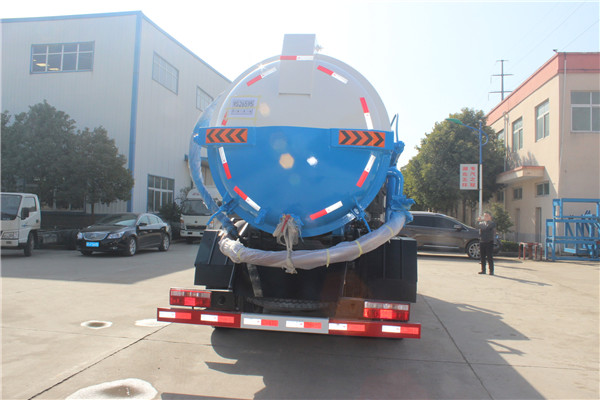 10���|�L(f��ng)D9����܇