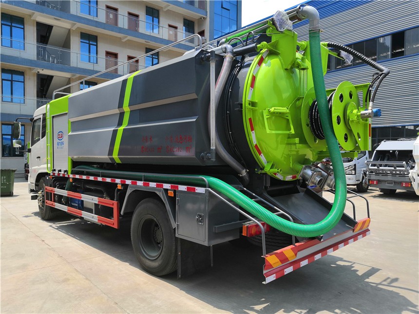 ���\����ͨ܇