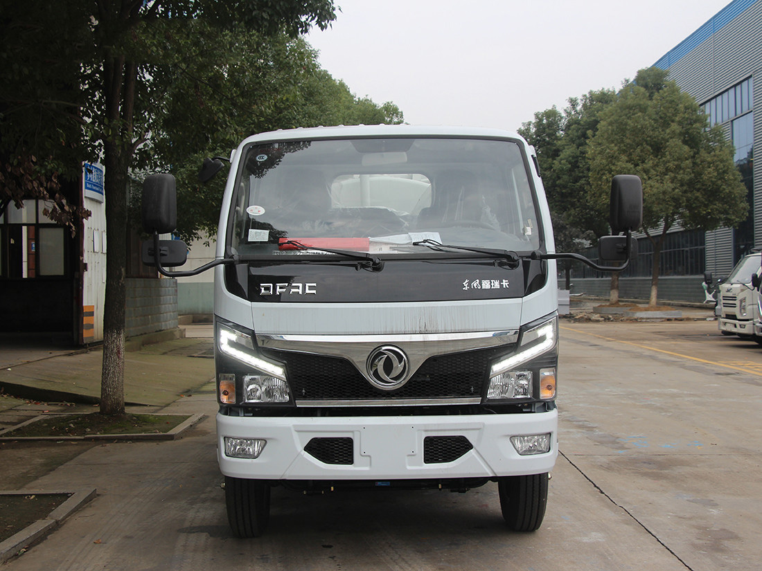 �|�LС����5�����S܇